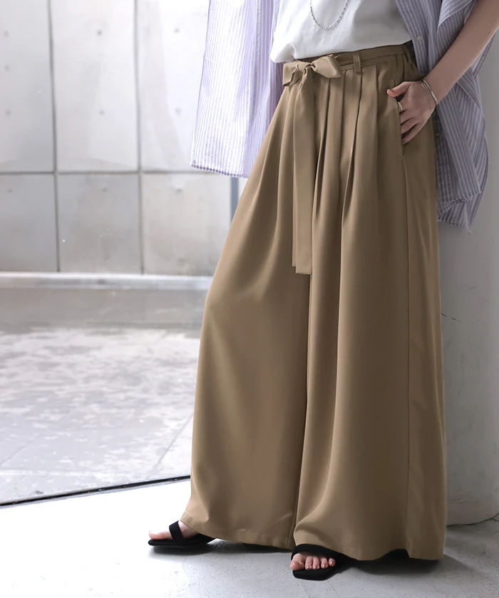 「視線を奪う大人リボン」 パンツ ワイド タック ボトムス レディース ロング スラックス リボン 体型カバー ゆったり ハイウエスト シワになりにくい きれいめ オフィス グレー ベージュ 黒 春 夏 Bee Bouquet - Image 27