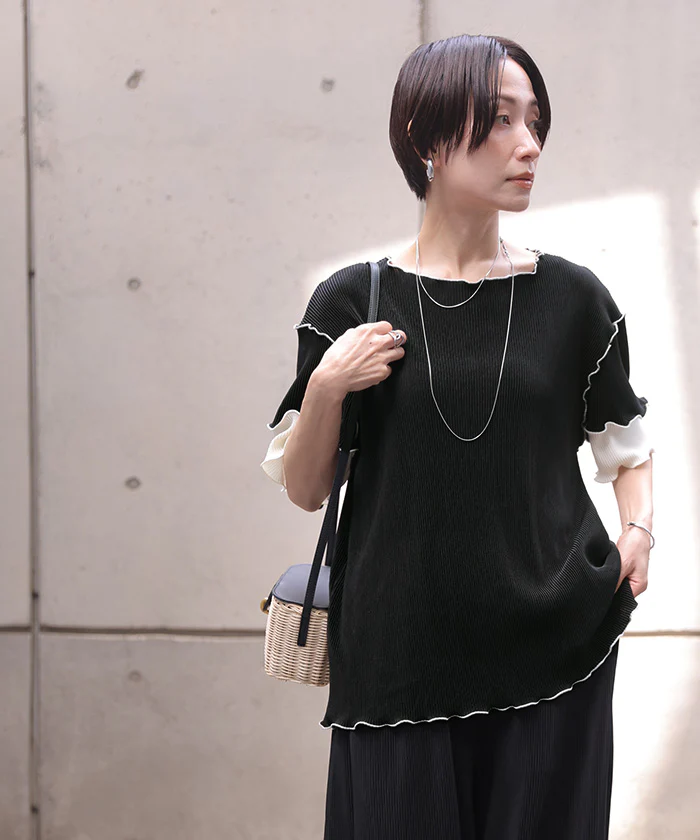 「袖で魅せる大人配色」 トップス プリーツ 配色 レディース ロング Tシャツ カットソー ティーシャツ チュニック プルオーバー 半袖 5分袖 メロー 薄手 ストレッチ ゆったり お尻隠れる 二の腕カバー 体型カバー 黒 白 春 夏 Bee Bouquet - Image 26