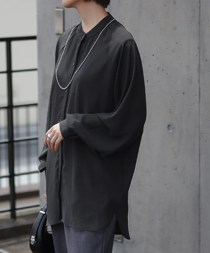 旬な シャツ 「袖開き デザイン」 とろみ レディース トップス ロング ロングシャツ ブラウス チュニック 袖ボタン シアー ノーカラー 体型カバー オーバーサイズ シボ感 シワになりにくい お尻が隠れる 長袖 羽織 大きいサイズ 白 春 夏 HUG.U - Image 20