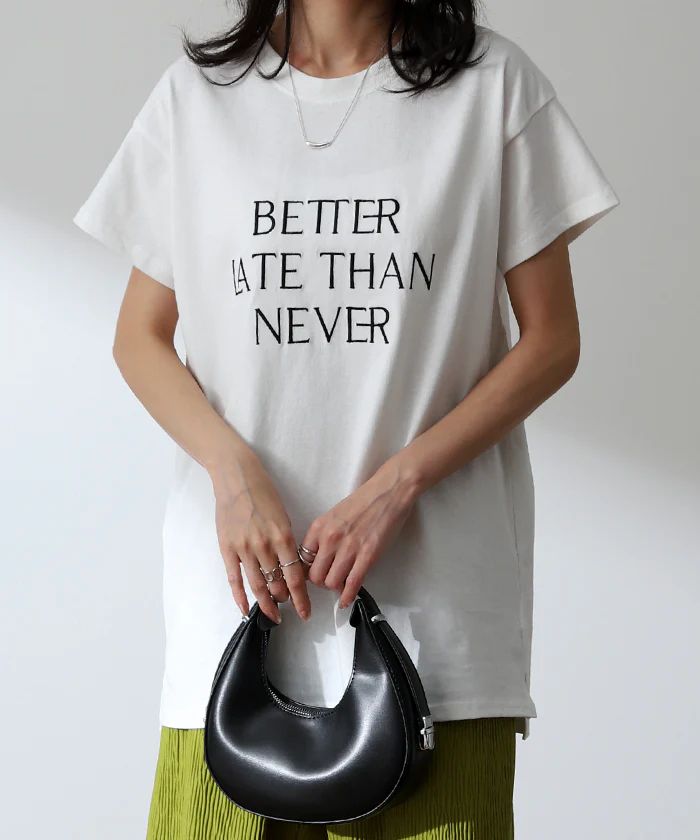 きれいめ お洒落 「大人 ロゴ 。」 刺繍 Tシャツ 半袖 ロゴT コンパクト ロゴティー フレンチ カットソー レディース トップス 綿100 無地 クルーネック スリット インナー きれいめ シンプル お尻が隠れる グリーン おしゃれ 春 夏 HUG.U メール便 - Image 40