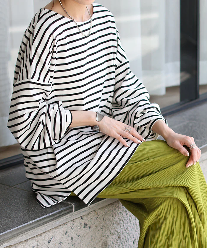 ロンT ボーダー レディース カットソー 綿100％ ティーシャツ ストレッチ 長袖 Tシャツ ロング チュニック ビッグ ドルマン 大きいサイズ きれいめ ゆる トップス Uネック 長い オーバーサイズ 体型カバー おしゃれ ブラック 黒 白 ブルー 春 夏 HUG.U メール便 - Image 29