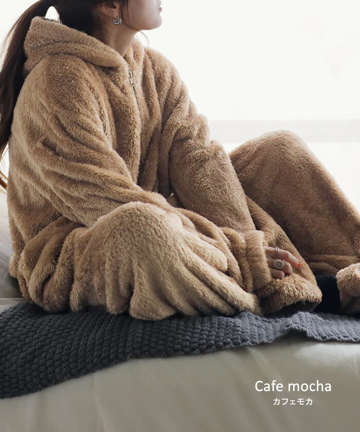 ルームウェア パジャマ 着る毛布 レディース オールインワン ロング ロゴ つなぎ 刺繍 洗濯機可 無地 長袖 リブ 部屋着 防寒 モコモコ ナイトウェア 大人用 ボア フード付き あったか ゆったり 大きいサイズ 体型カバー ベージュ 黒 春 夏 HUG.U - Image 12