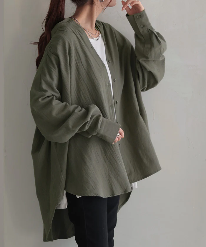 シャツ 微起毛 トップス ロング 綿100％ レディース ロングシャツ チュニック ブラウス ノーカラー バンドカラー オーバーサイズ ゆったり 二の腕カバー ドルマン 体型カバー お尻が隠れる 羽織 長袖 大きいサイズ 黒 白 カーキ 春 夏 HUG.U - Image 29