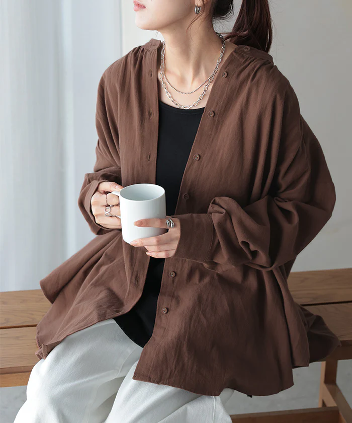 シャツ 微起毛 トップス ロング 綿100％ レディース ロングシャツ チュニック ブラウス ノーカラー バンドカラー オーバーサイズ ゆったり 二の腕カバー ドルマン 体型カバー お尻が隠れる 羽織 長袖 大きいサイズ 黒 白 カーキ 春 夏 HUG.U - Image 30