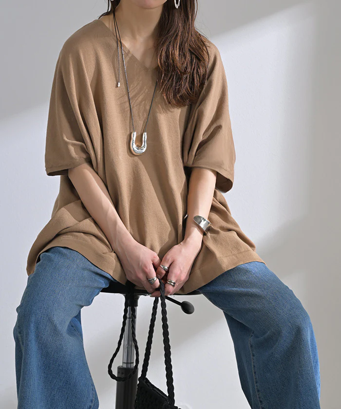 Tシャツ サマーニット 涼しい レディース トップス 半袖 ロング ティーシャツ チュニック セーター ビッグ プラスサイズ Vネック 長い ドルマン ドルマンスリーブ オーバー ゆったり 無地 体型カバー お尻が隠れる 大きいサイズ 白 黒 春 夏 HUG.U - Image 28