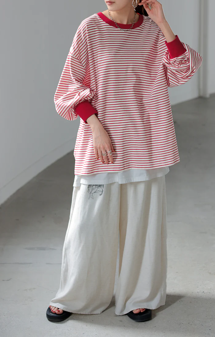 ロンT 「選べるネック。」 ボーダー トップス レディース 長袖 Tシャツ カットソー ロング ティーシャツ チュニック ビッグ Vネック クルーネック 長い ドルマン ゆったり 無地 体型カバー お尻が隠れる 大きいサイズ おしゃれ 赤 黒 春 夏 HUG.U - Image 6