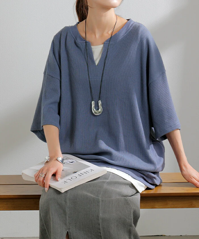 Tシャツ レディース ワッフル トップス 半袖 ロング ■一部7月下旬入荷 ティーシャツ チュニック キーネック ビッグ プラスサイズ Vネック ドルマン ドルマンスリーブ 二の腕カバー ゆったり 無地 体型カバー お尻が隠れる 大きいサイズ おしゃれ 白 黒 春 夏 HUG.U - Image 26