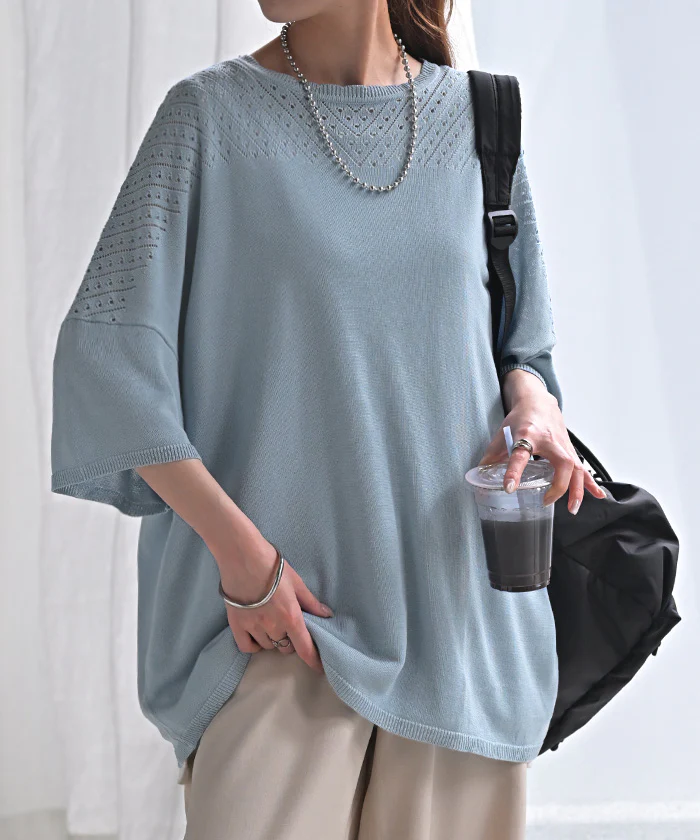 Tシャツ サマーニット 透かし編み レディース ■一部7月中旬入荷 トップス オーバー メッシュ プルオーバー 半袖 長い ロング ティーシャツ レイヤード 薄手 シアー チュニック ゆったり 大きいサイズ 体型カバー お尻が隠れる スカラップ 涼しい 青 黒 春 夏 HUG.U メール便 - Image 27