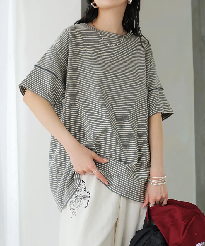 【夏セール】 2026SS新作 Tシャツ ボーダー もっちり レディース ■一部7月上旬入荷 トップス カットソー 半袖 ティーシャツ メロウ加工 ボーダー柄 綿混 クルーネック チュニック ストレッチ 伸縮性 しっかり 二の腕カバー 体型カバー 大きいサイズ ゆったり きれいめ カジュアル 黒 白 春 夏 HUG.U - Image 27
