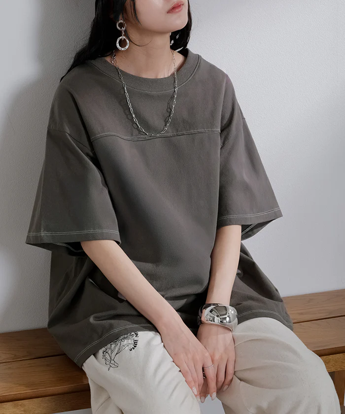 2026SS新作 Tシャツ フットボール オーバーサイズ ■一部7月中旬入荷 レディース トップス ロング ステッチ カットソー ティーシャツ チュニック ビッグ ユニセックス メンズ クルーネック 綿100 半袖 無地 配色 カジュアル ゆったり 大きめ 体型カバー お尻が隠れる 黒 白 春 夏 HUG.U メール便 - Image 28