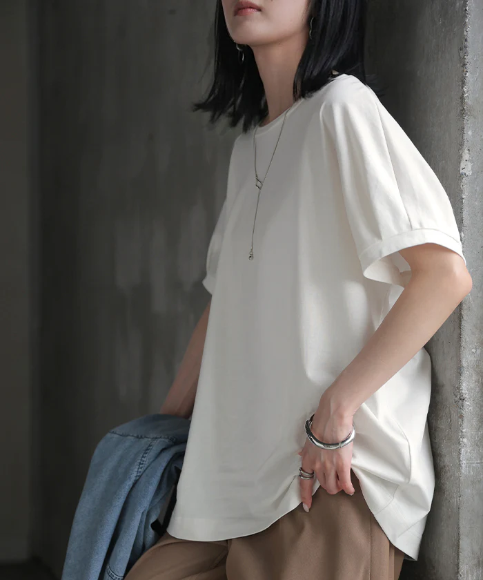 2026年新作 Tシャツ 「汗ジミ軽減」 綿100 ■一部7月上旬入荷 レディース トップス ロング ティーシャツ チュニック プルオーバー オーバー ビッグ クルーネック コットン 吸水 撥水 脇汗 汗 背中 猛暑 薄手 半袖 カジュアル ゆったり 体型カバー お尻が隠れる 無地 黒 白 春 夏 HUG.U メール便 - Image 30