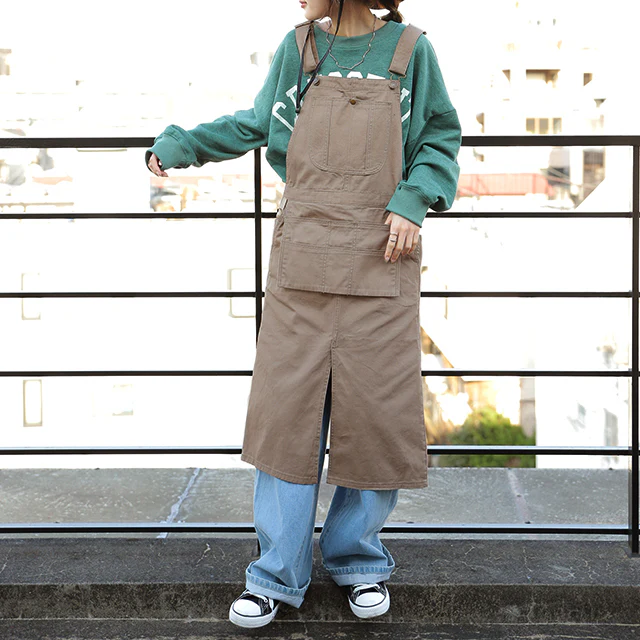 エプロン おしゃれ "パンツになる" キャンプ アウトドア レディース 家事 DIY お洒落 オシャレ デニム ワークエプロン コットン 綿 100 シンプル ポケット ガーデニング ブラック 厚手 ロング ナチュラル パンツ 黒 カーキ 大きいサイズ 春 夏 HUG.U - Image 26