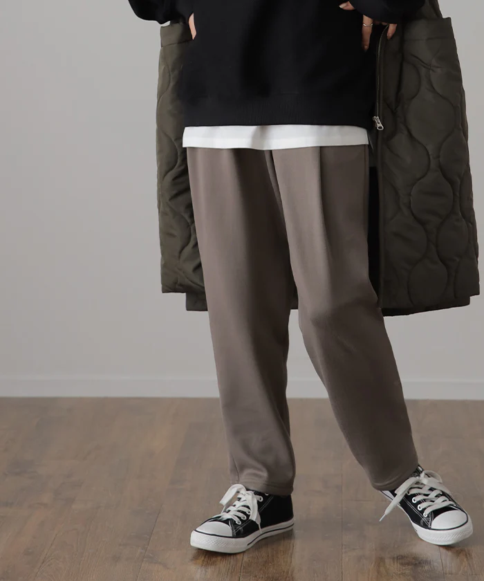 「と ろ け る」 裏起毛 パンツ ボトムス レディース ロング ゴム テーパード テーパードパンツ あったか 裏ボア 暖か 暖パン あったか ストレッチ タックパンツ ずぼん ズボン 楽ちん 大きいサイズ 体型カバー きれいめ ブラック 黒 春 夏 HUG.U - Image 28