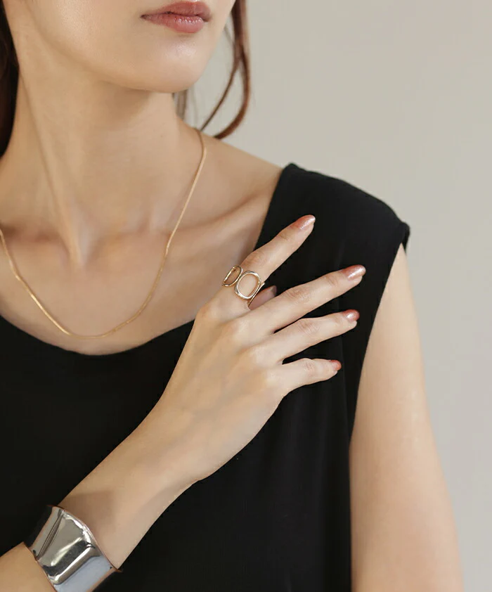 リング オーバル 抜け感 フリーリング シルバーアクセサリー ゴールド 変形ウェーブ アクセサリー アクセ シルバー フリー 指輪 シルバーアクセ シンプル モード オブジェ 大ぶり 大きめ 11号 デザイン おしゃれ 女性 大人 春 夏 HUG.U メール便 - Image 14