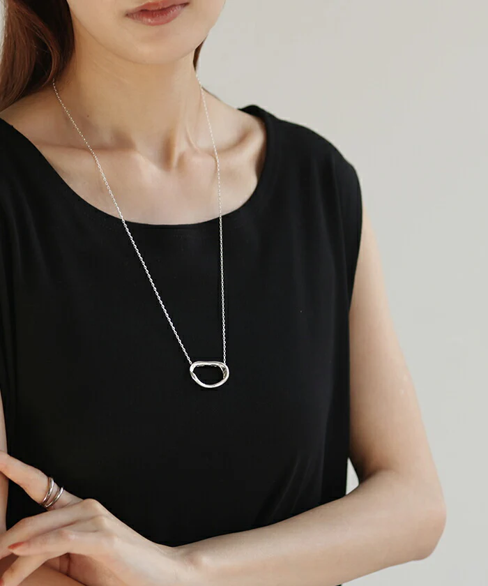 ニュアンス モチーフ ネックレス チェーン シルバーアクセサリー モチーフネックレス レディース アクセサリー アクセ gold silver まる 丸 ゴールド シルバー 長め オーバル レイヤード 大きい きれいめ 合金 女性 金 銀 ギフト 春 夏 HUG.U メール便 - Image 13