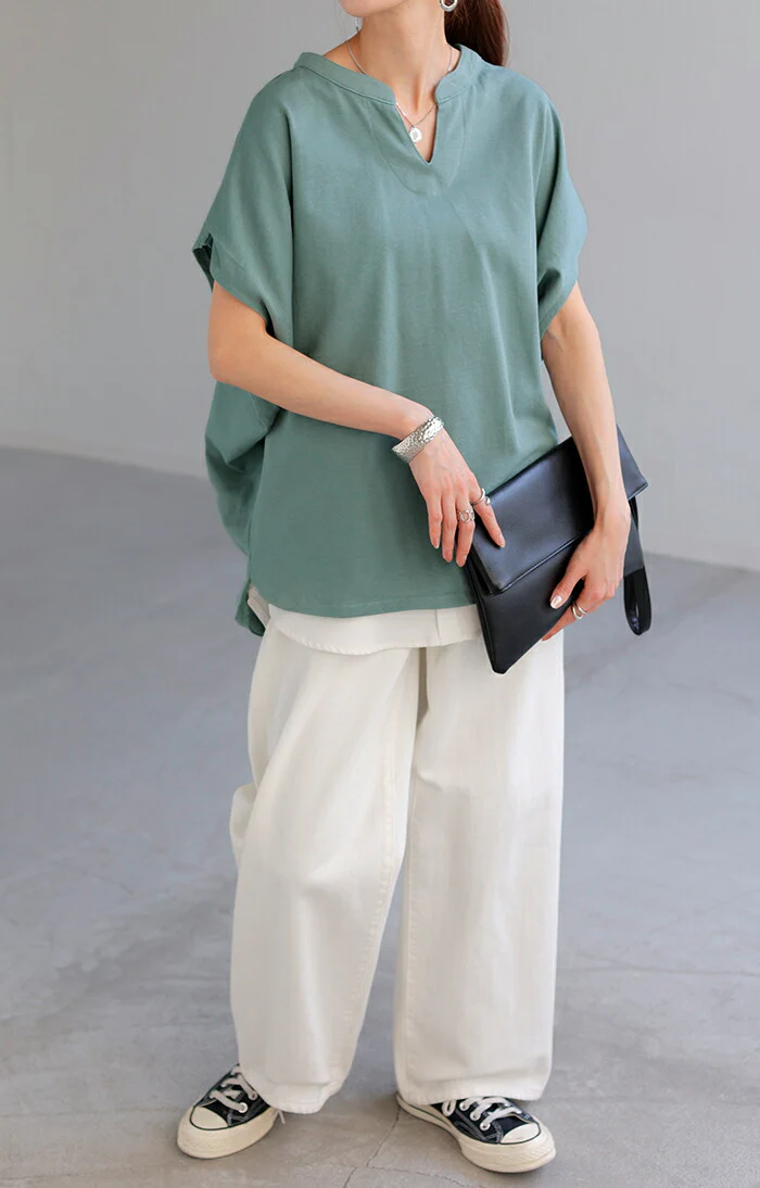 【夏セール】 ゆるＴ「袖口 タック T シャツ」コクーン レディース 半袖 ティーシャツ 袖 キーネック コクーンT カットソー トップス 綿100 変形シルエット きれいめ シンプル ゆったり 体型カバー 厚手 お尻が隠れる 大きいサイズ 無地 白 黒 ビッグ 春 夏 HUG.U - Image 15