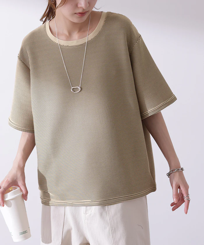 伸縮性 抜群！『 サマーダンボール 。』 Tシャツ ボーダー 体型カバー トップス 二の腕カバー レディース ボーダーＴ ドルマンスリーブ ティーシャツ ビッグ プラスサイズ 半袖 大きいサイズ ゆったり ロング 白 お尻が隠れる 厚手 白黒 春 夏 HUG.U - Image 26