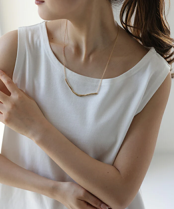 ネックレス アクセサリー カーブ メタル チェーン レディース ロング ロングネックレス オブジェ シルバーアクセサリー ゴールド シルバー 長い 大ぶり ウェーブ アクセ ジュエリー チョーカー 風 おしゃれ モチーフ ねじり モード 女性 春 夏 HUG.U メール便 - Image 12