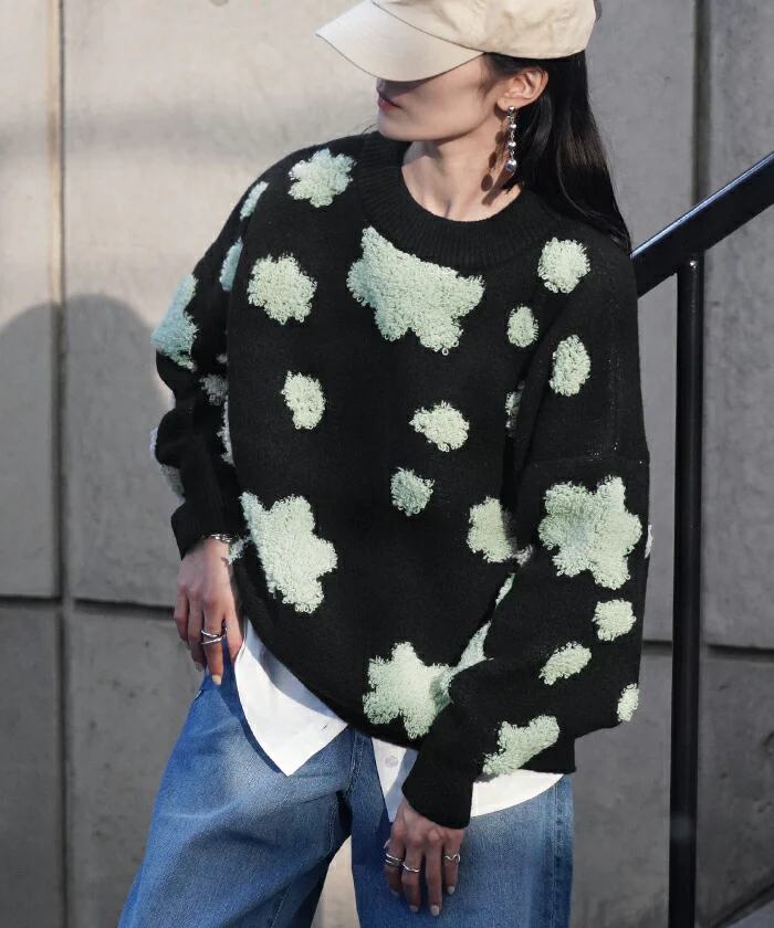 ニット 花柄 セーター レディース トップス 厚手 厚い 総柄 ドルマン フラワー ドロップショルダー Uネック シャギー 立体 オーバーサイズ プルオーバー オーバー お尻が隠れる 体型カバー 大きいサイズ カジュアル フェミニン ベージュ 黒 春 夏 HUG.U - Image 18