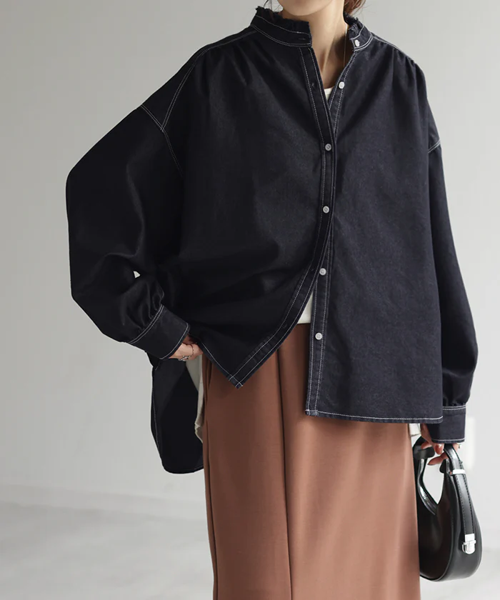 シャツ デニム コンパクト目 ロング レディース デニムシャツ トップス アウター ロングシャツ チュニック ノーカラー フリンジ 長袖 羽織 ジャケット ドルマン 体型カバー お尻が隠れる 二の腕カバー ギャザー ジーンズ 大人 無地 黒 春 夏 HUG.U - Image 28