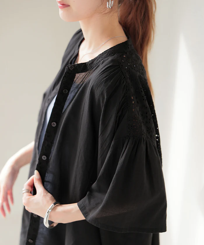 2026SS新作 ブラウス インド綿 100% レース レディース トップス ロング チュニック シャツ ロングシャツ Tシャツ カットソー 刺繍 花柄 フラワー コットン 綿 ギャザー フレア 透け感 半袖 無地 軽い 薄め 羽織 体型カバー お尻が隠れる 黒 ブラック 春 夏 HUG.U - Image 3