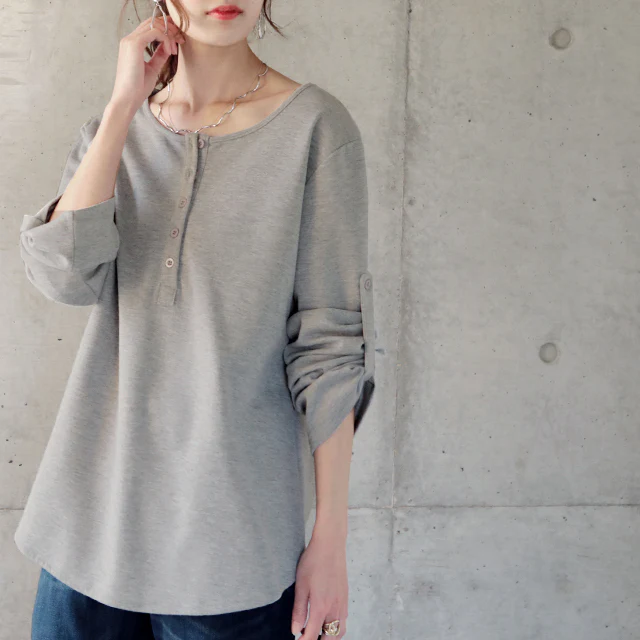 ヘンリーネック 長袖 Tシャツ レディース ロンT ロングTシャツ カットソー トップス ボタン シンプル 無地 五分袖 七分袖 ロールアップ Uネック Vネック スウェット ミディアム ゆる トレーナー 大きいサイズ 黒 白 グレー 春 夏 メール便 - Image 32