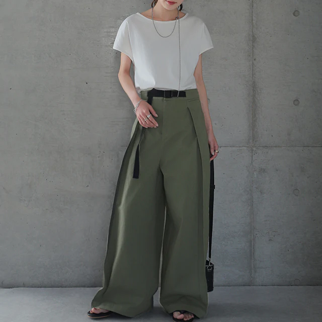 【夏セール】 「錯覚の着痩せ」体型カバー”トリックパンツ” パンツ ■一部7月中旬入荷 ワイドパンツ レディース ワイド ロング カーゴ カーゴパンツ フレア ボトムス タックパンツ チノ チノパン ベルト アウトドア ゴム 大きいサイズ 体型カバー 黒 春 夏 HUG.U - Image 26