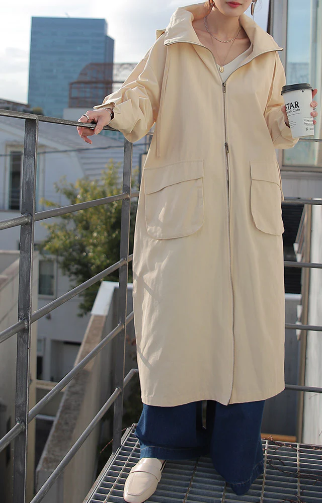【特別価格】 ★江口のりこさん着用 「小顔襟」すっぽりオーバーシルエット アウター ミリタリー レディース ロングコート モッズコート ロング 大きいサイズ ミリタリーコート ハイネック フード コート 体型カバー ジップアップ ライトアウター 黒 春 夏 HUG.U - Image 19