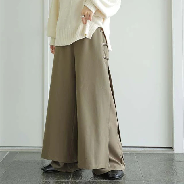 「「チャイナボタン×シフォン」ふわり舞う。拘りデザイン。 パンツ レディース チャイナパンツ ワイド ワイドパンツ スリット レイヤード ボトムス フレア きれいめ チャイナボタン ロング ストレートパンツ ベージュ 黒 春 夏 HUG.U - Image 29