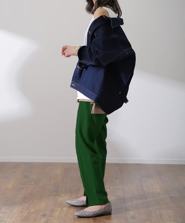 「楽すぎて、ズルい。」 スリット きれいめ ゆったり ゆる イージーパンツ ストレートパンツ ウエストゴム ゴム ロング ストレッチ ワイド 黒 緑 大きいサイズ 春 夏 HUG.U センタープレス グリーン カラーパンツ メール便 - Image 11