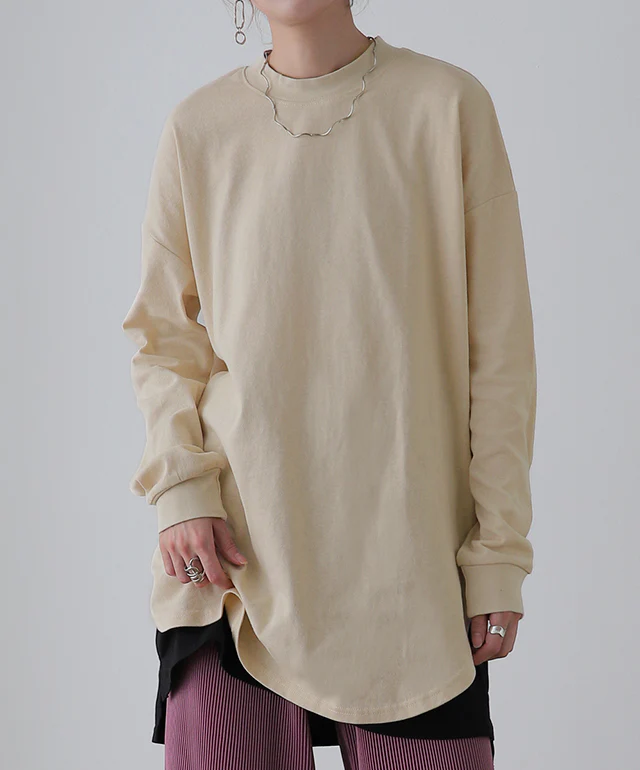「裾から出す」 長め ロンT モックネック トップス レディース カットソー インナー 長袖 Tシャツ ロング チュニック レイヤード ラウンドカットソー Uネック 無地 クルーネック スリット 体型カバー 大きいサイズ 重ね着 黒 白 春 夏 HUG.U メール便 - Image 5
