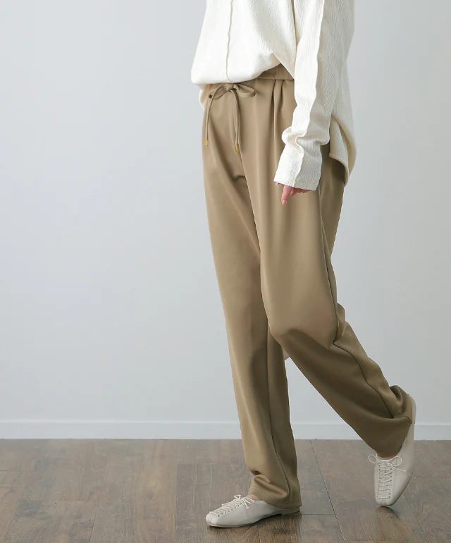 【夏セール】 本気の「きれい見え& 楽」 ジャージーパンツ パンツ ■一部7月中旬入荷 レディース ボトムス ゆったり カラーパンツ ゴム きれいめ ロング ストレッチ ワイド テーパードパンツ スウェット ズボン 大きいサイズ 黒 タックパンツ イージーパンツ 春 夏 HUG.U - Image 5