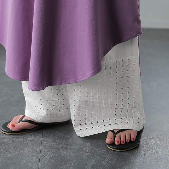 綿 100% 「もう手放せない 裾パンツ ペチパンツ レディース パンツ ペチコート ボトムス インナー レイヤード 重ね着 レース ズボン ロング 体型カバー ゴム ワイド チェック レイヤードパンツ 涼しい 黒 白 大きいサイズ 春 夏 ワイドパンツ HUG.U メール便 - Image 21