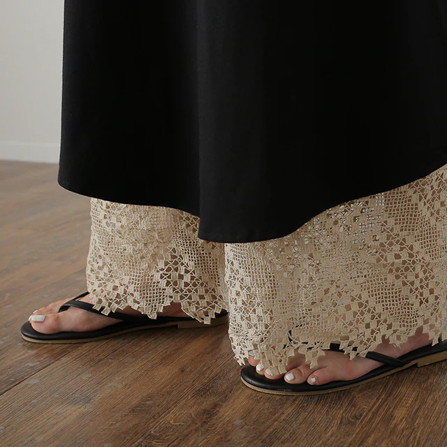 裾パンツ 「カラー 9色」 ペチパンツ パンツ ズボン ■一部7月中旬入荷 レディース カラーパンツ ペチコート ボトムス インナー レイヤード 重ね着 レース ロング 体型カバー ゴム ワイド グリーン 黒 大きいサイズ 春 夏 コットン ワイドパンツ HUG.U メール便 - Image 44