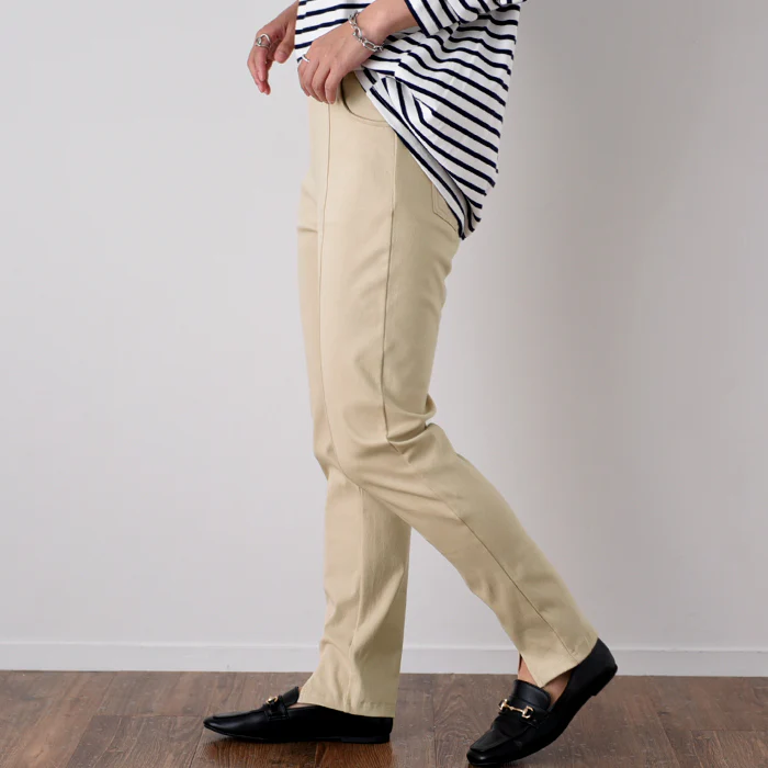 人類は「疲れない パンツ」レギパン レディース ■一部7月中旬入荷 ボトムス レギンスパンツ スキニー デニム デニムパンツ センターライン スキニー ストレッチ ゴム スリット 楽 大きいサイズ チノパン 仕事 バイト ずぼん 黒 ブラック 春 夏 HUG.U メール便 - Image 26