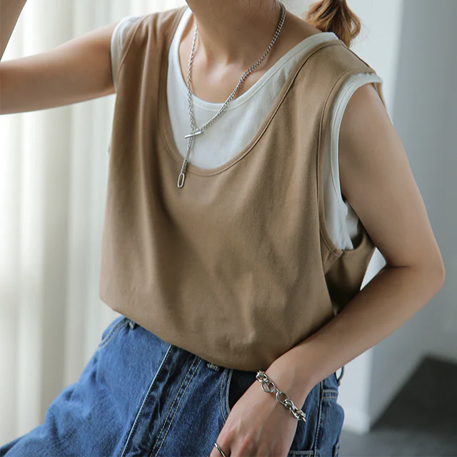 タンク「透けない レイヤード」 タンクトップ ■一部7月中旬入荷 レディース トップス ノースリーブ 薄手 配色 バイカラー スリット Uネック レイヤード カラー シンプル 無地 インナー ロング 重ね着 ロング丈 カットソー キャミ 大きいサイズ 黒 春 夏 HUG.U メール便 - Image 28
