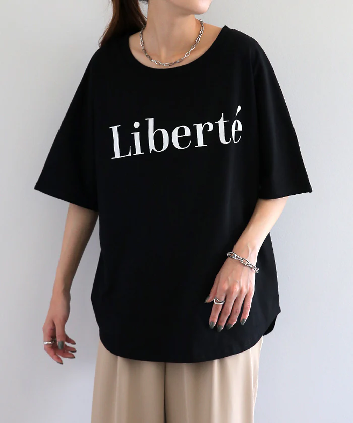 ロゴ Tシャツ 求めてた きれいめ 半袖 レディース ロゴT ■一部7月上旬入荷 オーバーサイズ 体型カバー ドルマン ビッグ プリント 二の腕カバー 綺麗目 大人 ドロップショルダー カットソー ゆったり 白 黒 大きいサイズ 春 夏 HUG.U メール便 - Image 32
