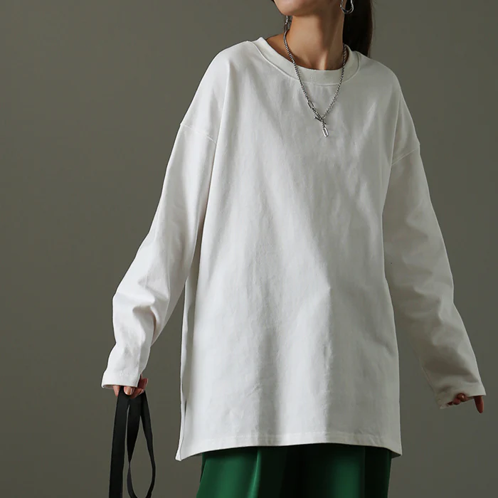普通じゃない「桃生地。」ロンＴ 綿100％ オーバーサイズ レディース カットソー ロンT 長袖 Tシャツ ロング チュニック レイヤード Uネック 無地 スリット ボックス 大きいサイズ ゆったり 体型カバー お尻が隠れる グリーン 黒 白 春 夏 HUG.U メール便 - Image 31